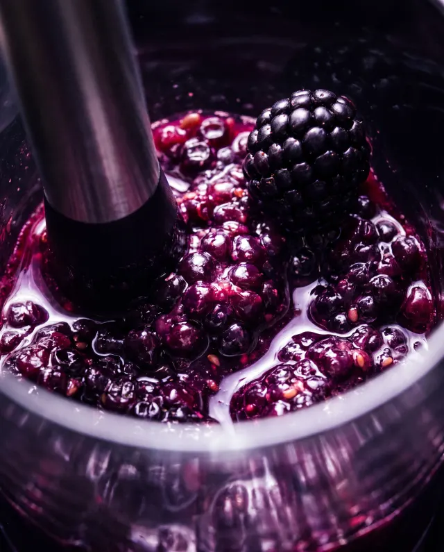 Jack Daniel's · Blackberry